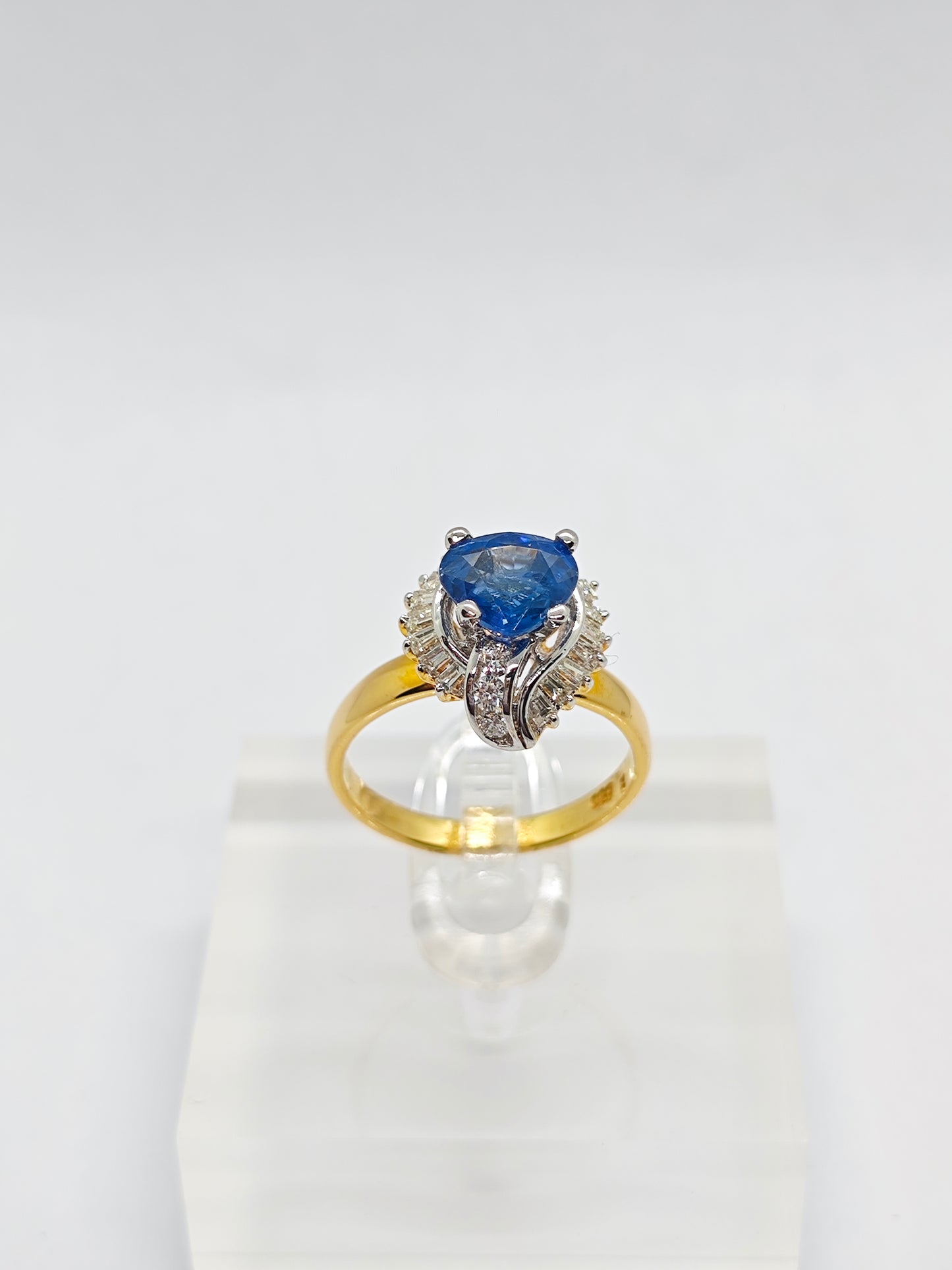 WG Sapphire Celeste 217R