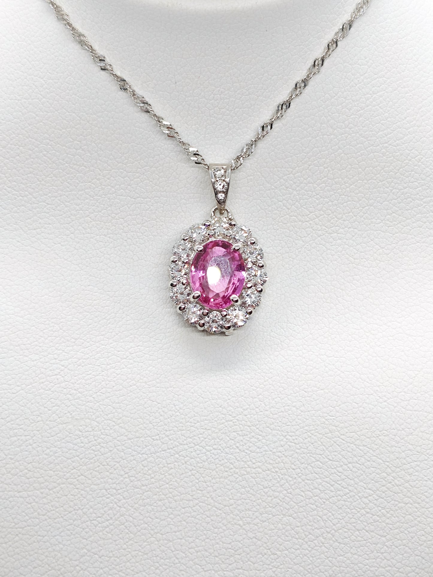 WG Sapphire Blush 311P