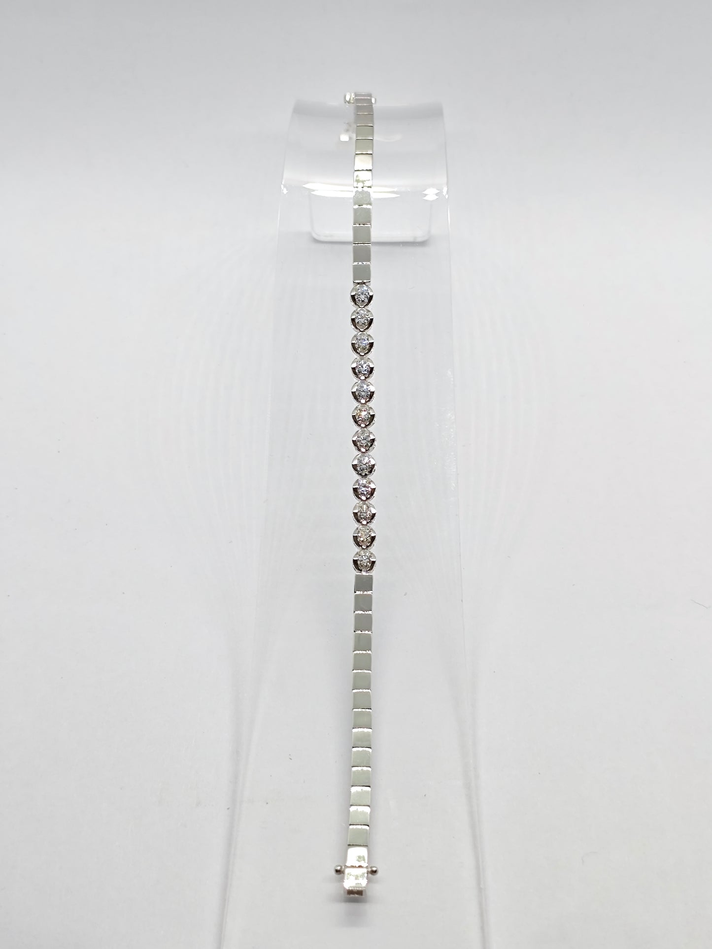 WG Diamond Radiance BB429