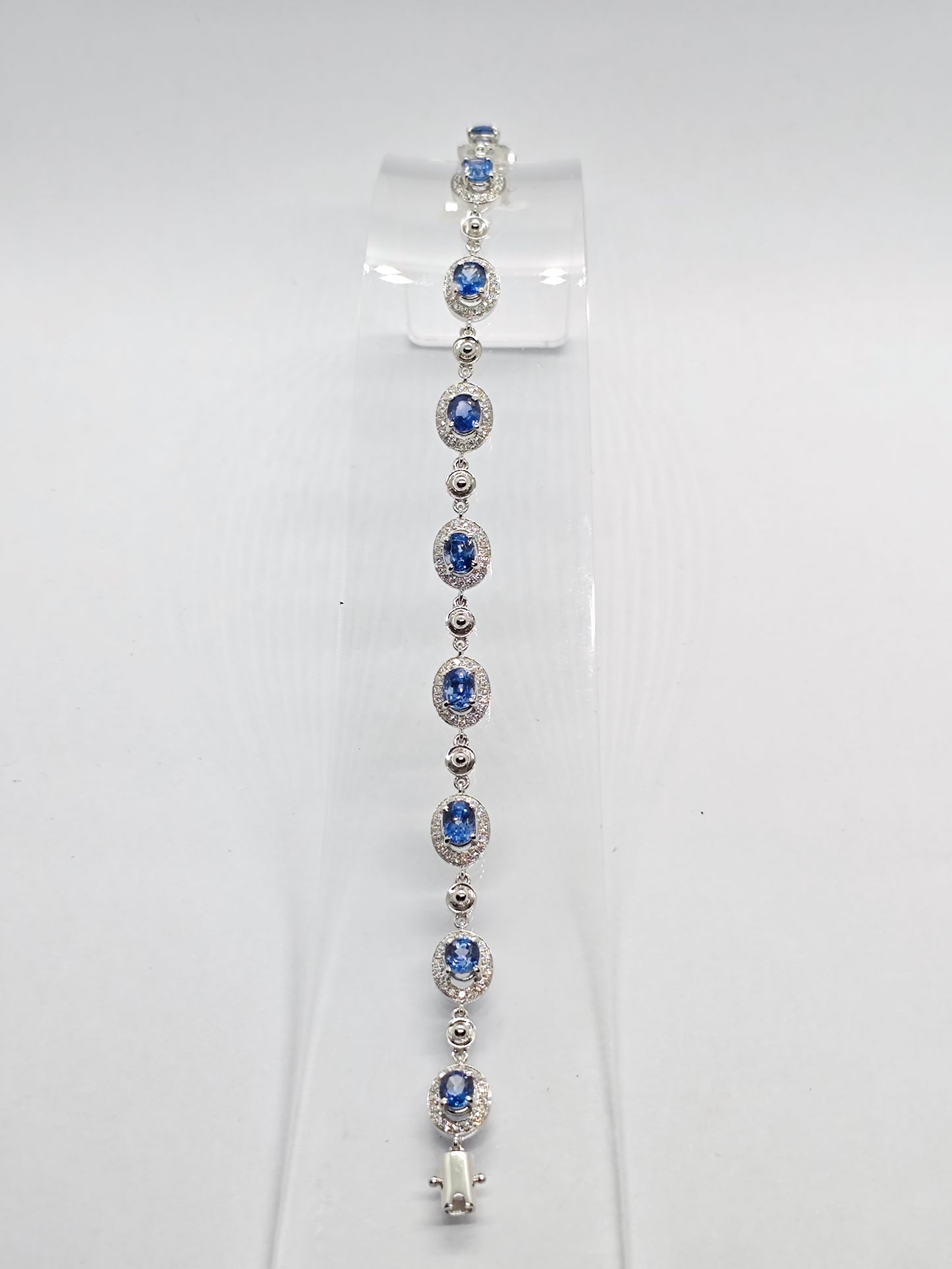 WG Sapphire Celeste BB472