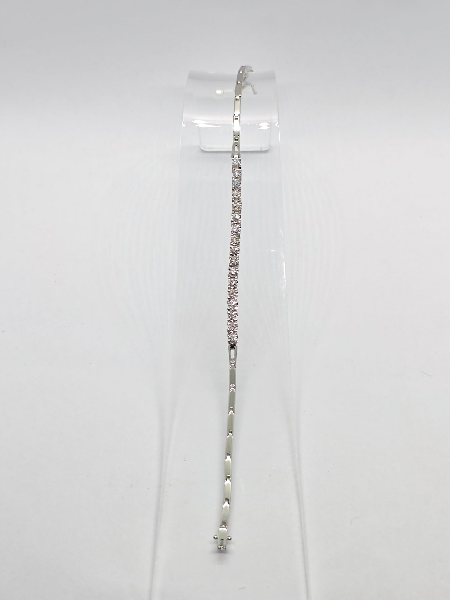 WG Diamond Radiance BB489