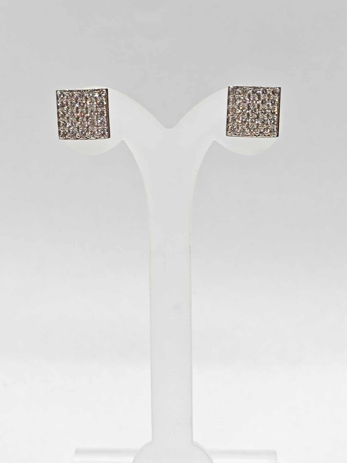 WG Diamond Radiance E1033