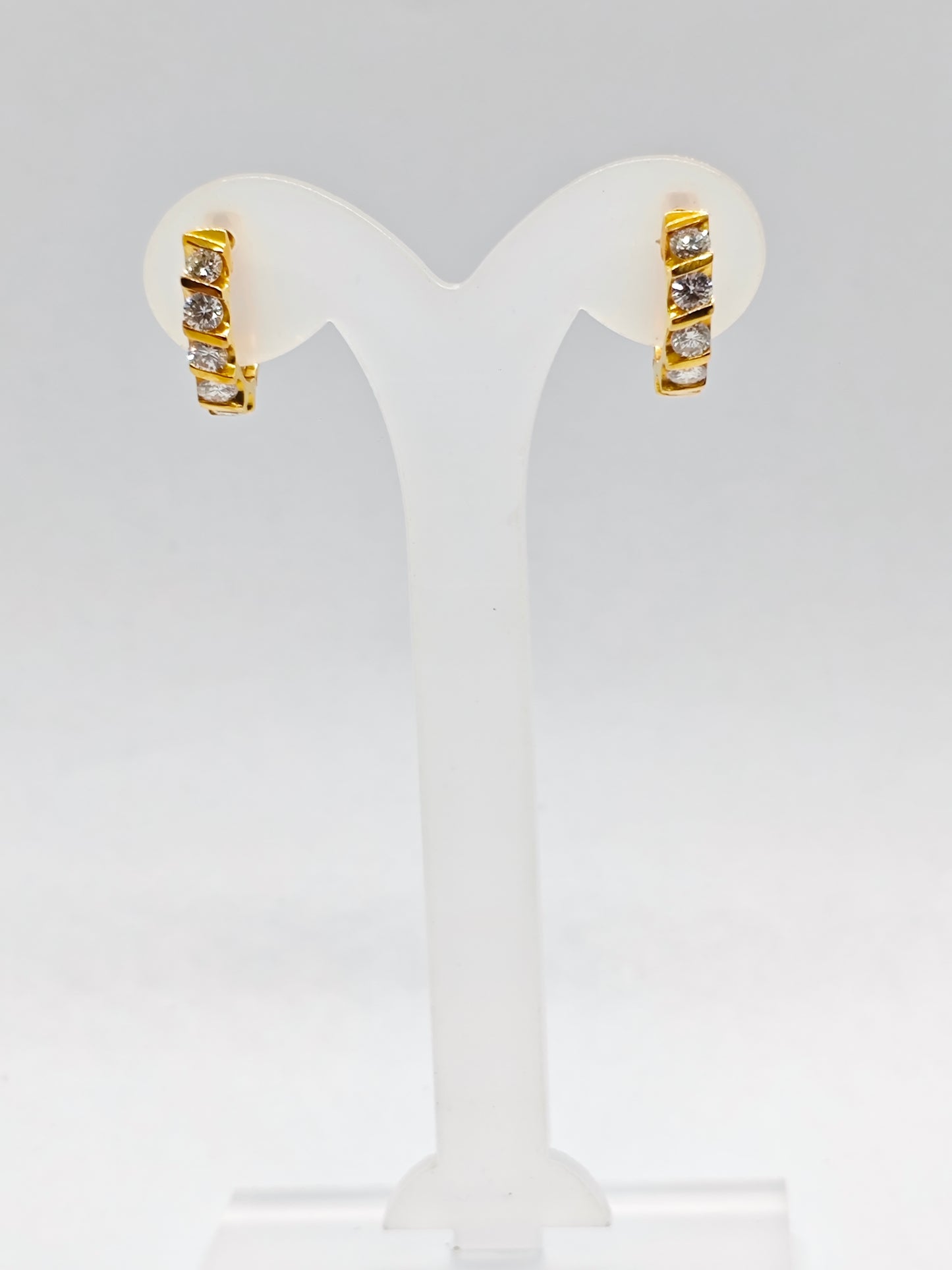 WG Diamond Radiance E1069