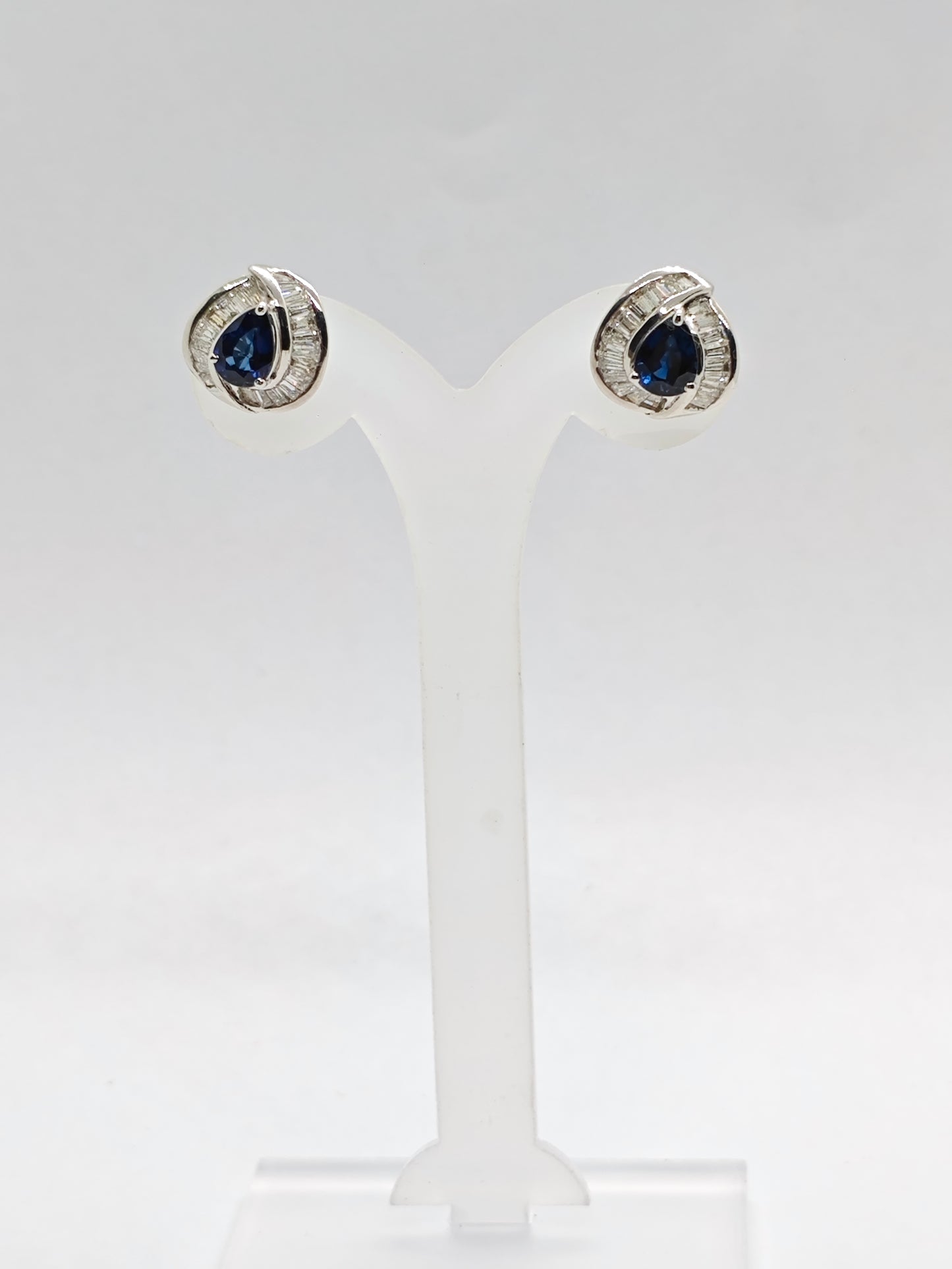 WG Sapphire Celeste E270