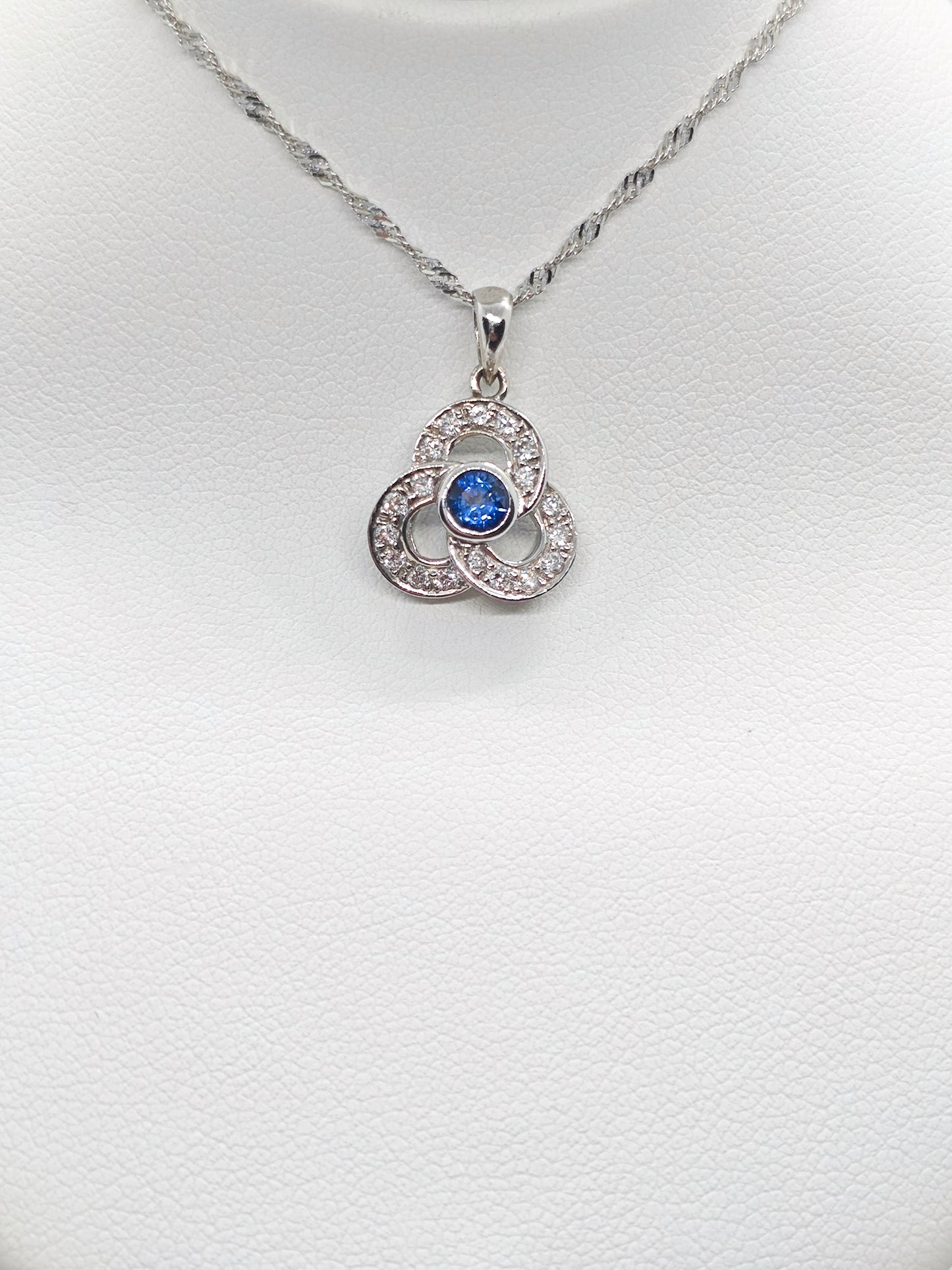 WG Sapphire Celeste P841