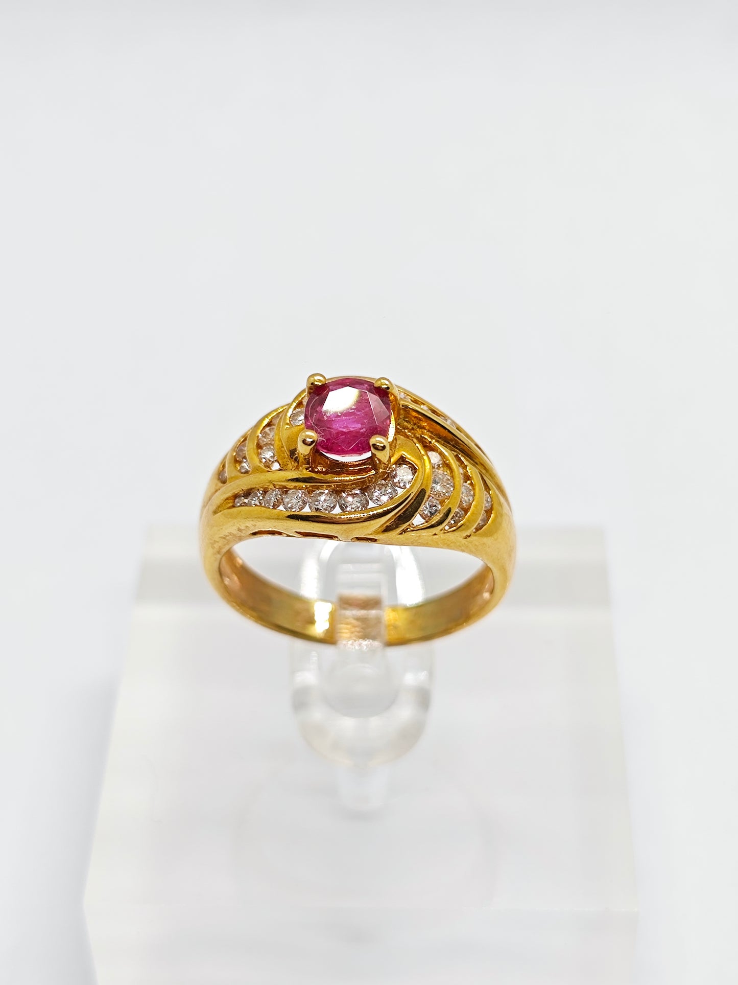 WG Ruby Royale R1150