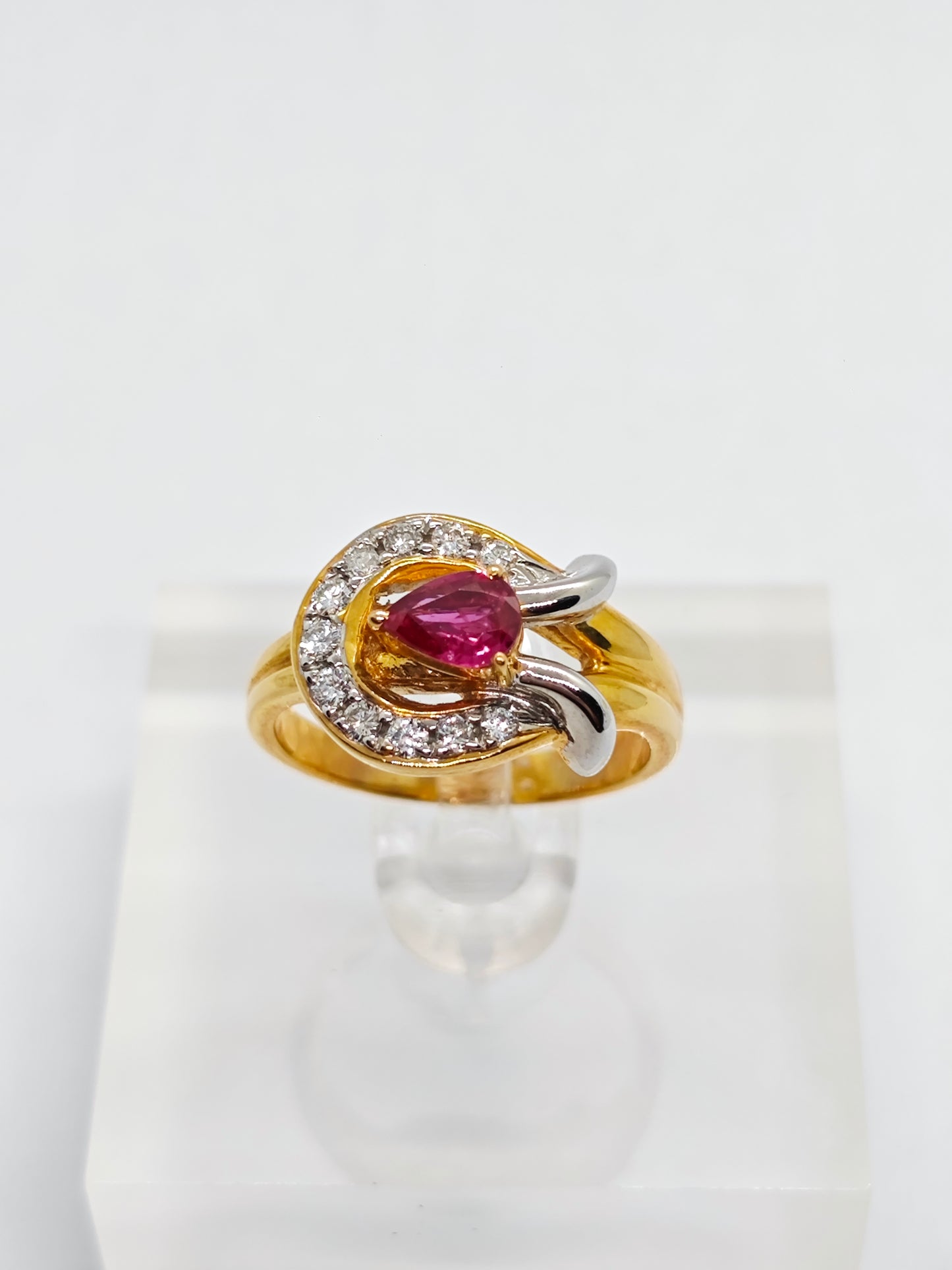 WG Ruby Royale R1174