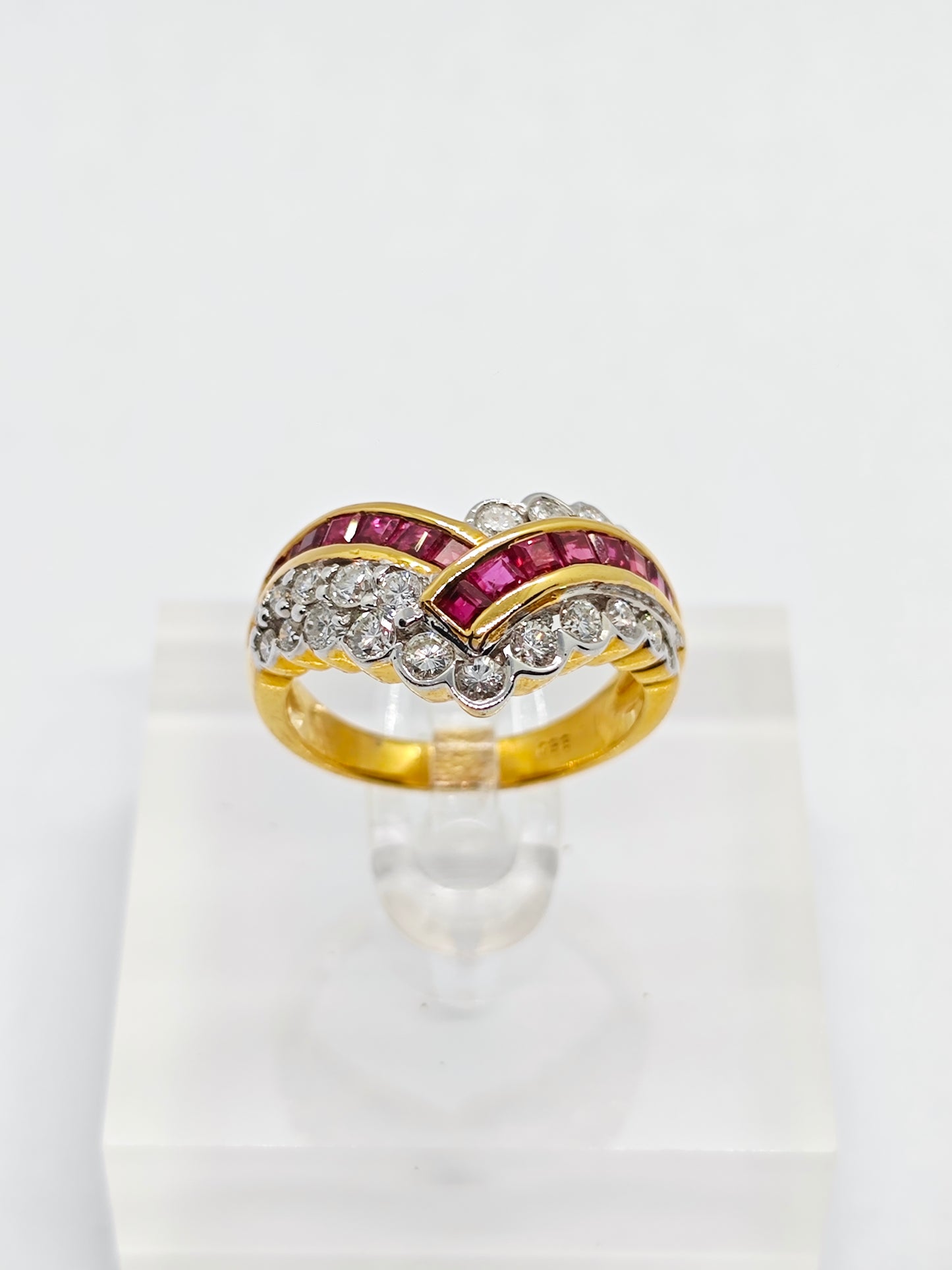 WG Ruby Royale R1589