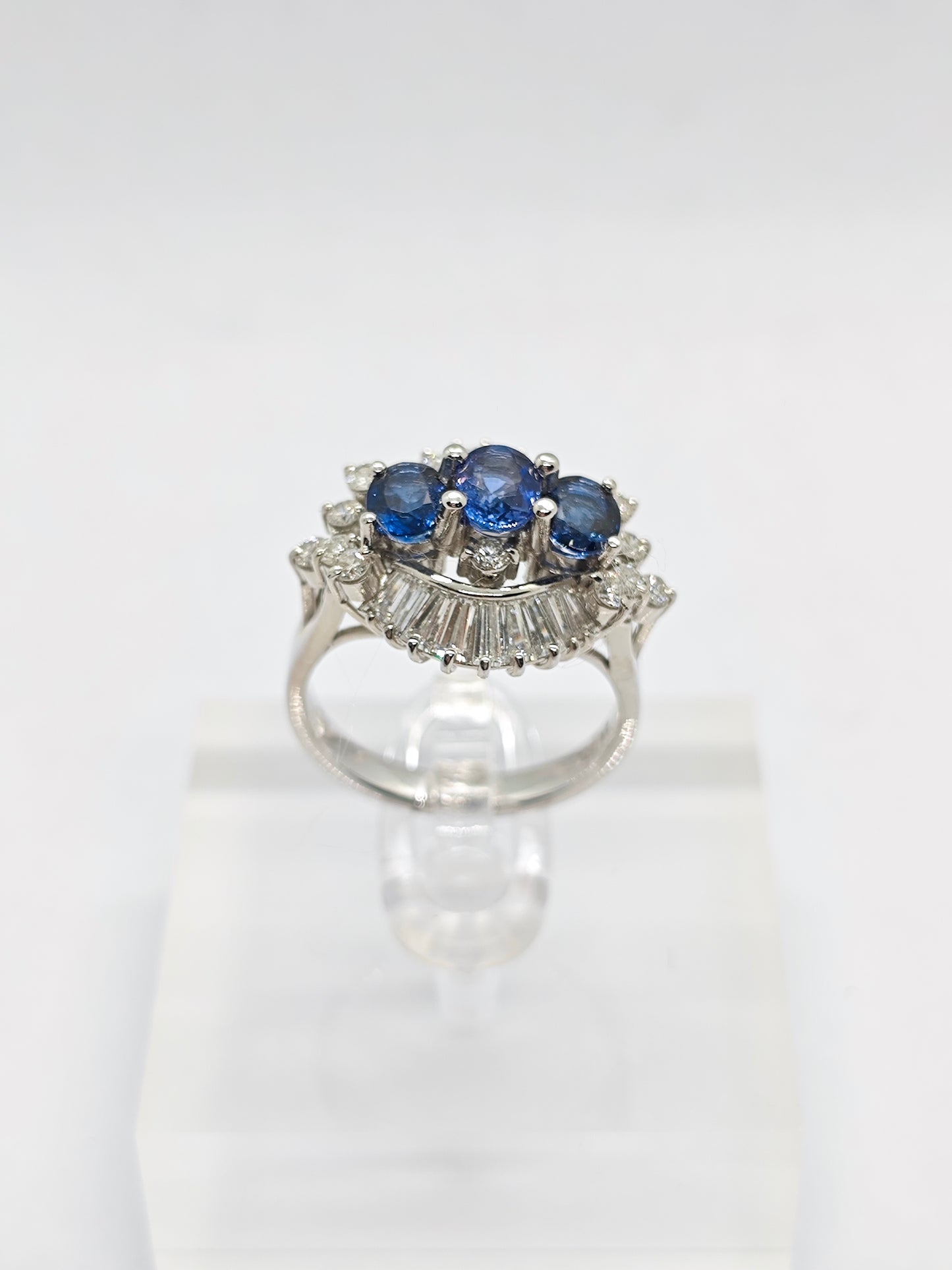 WG Sapphire Celeste R2128