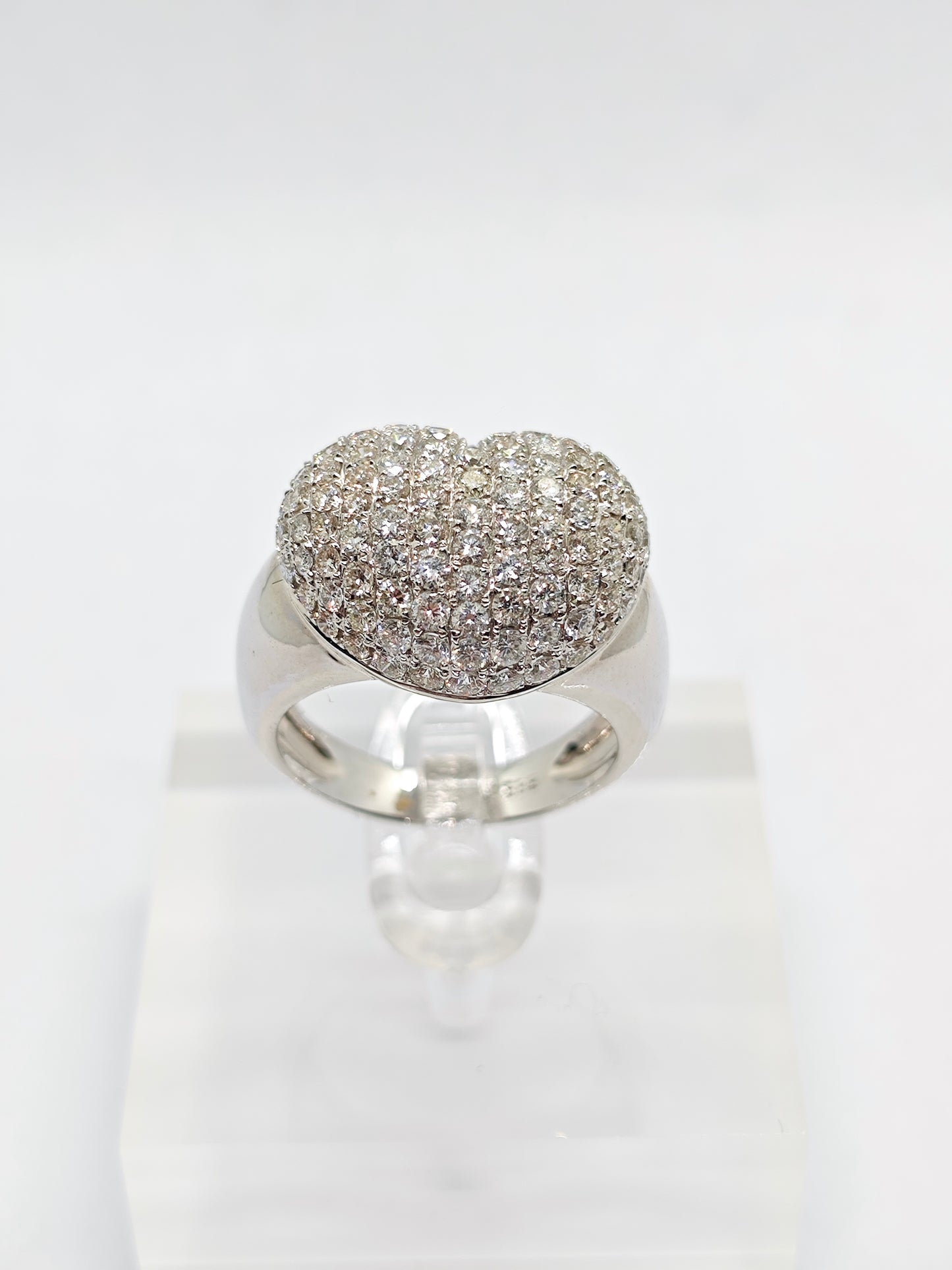 WG Diamond Radiance R3919