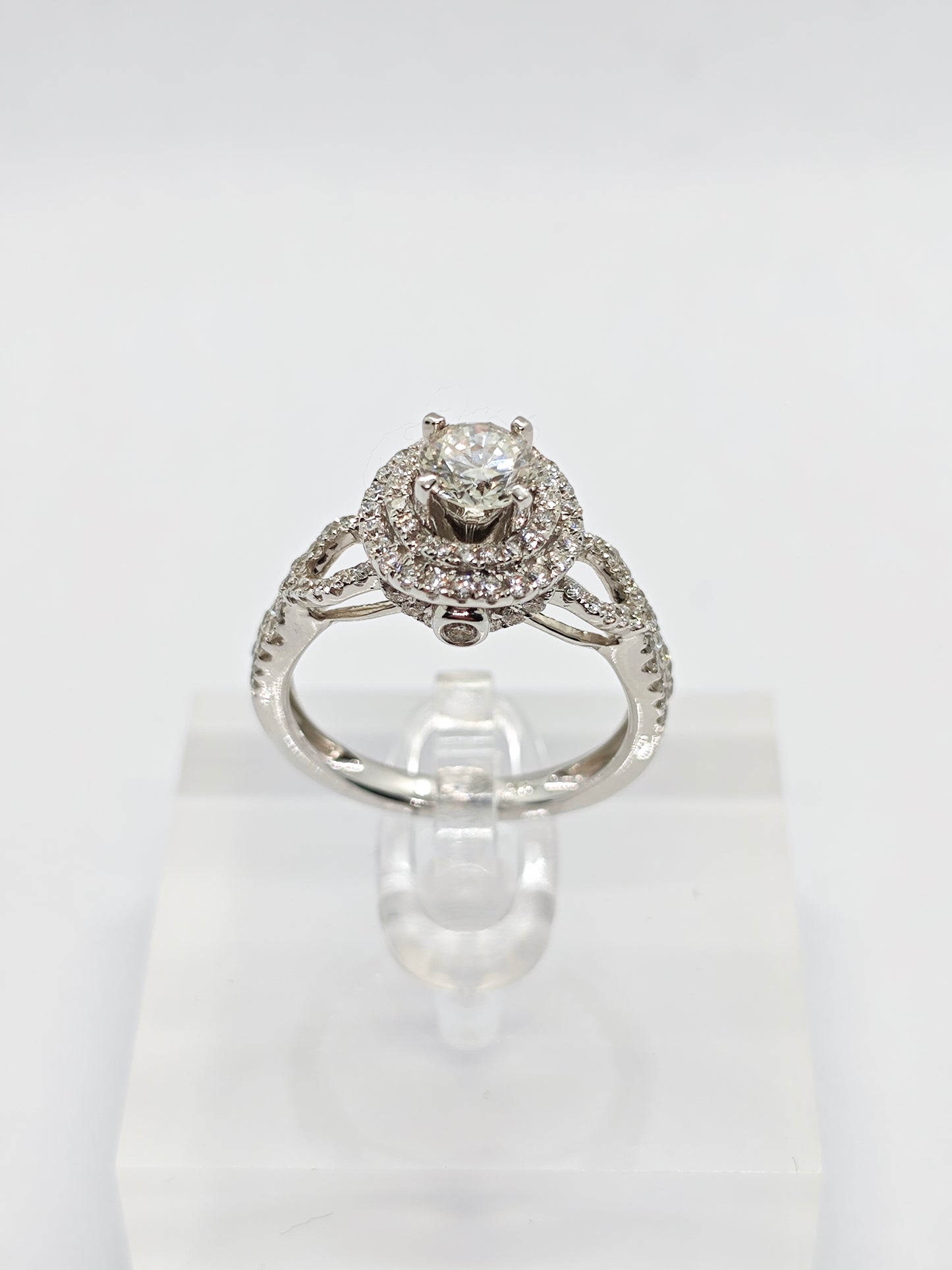 WG Diamond Radiance R4128