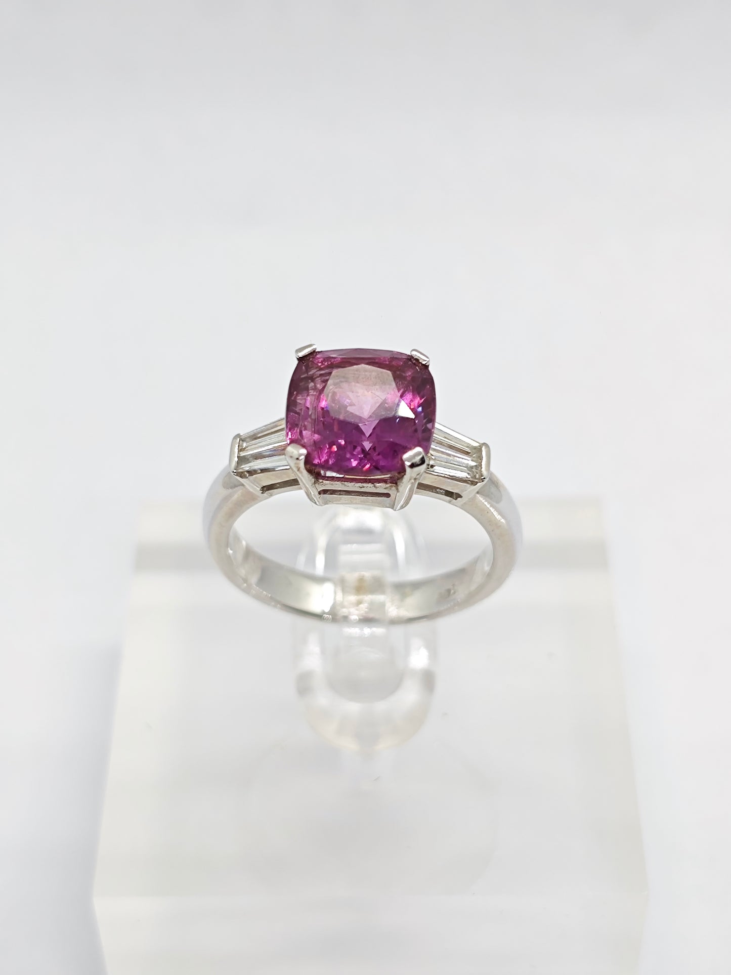 WG Garnet Mystique R4199