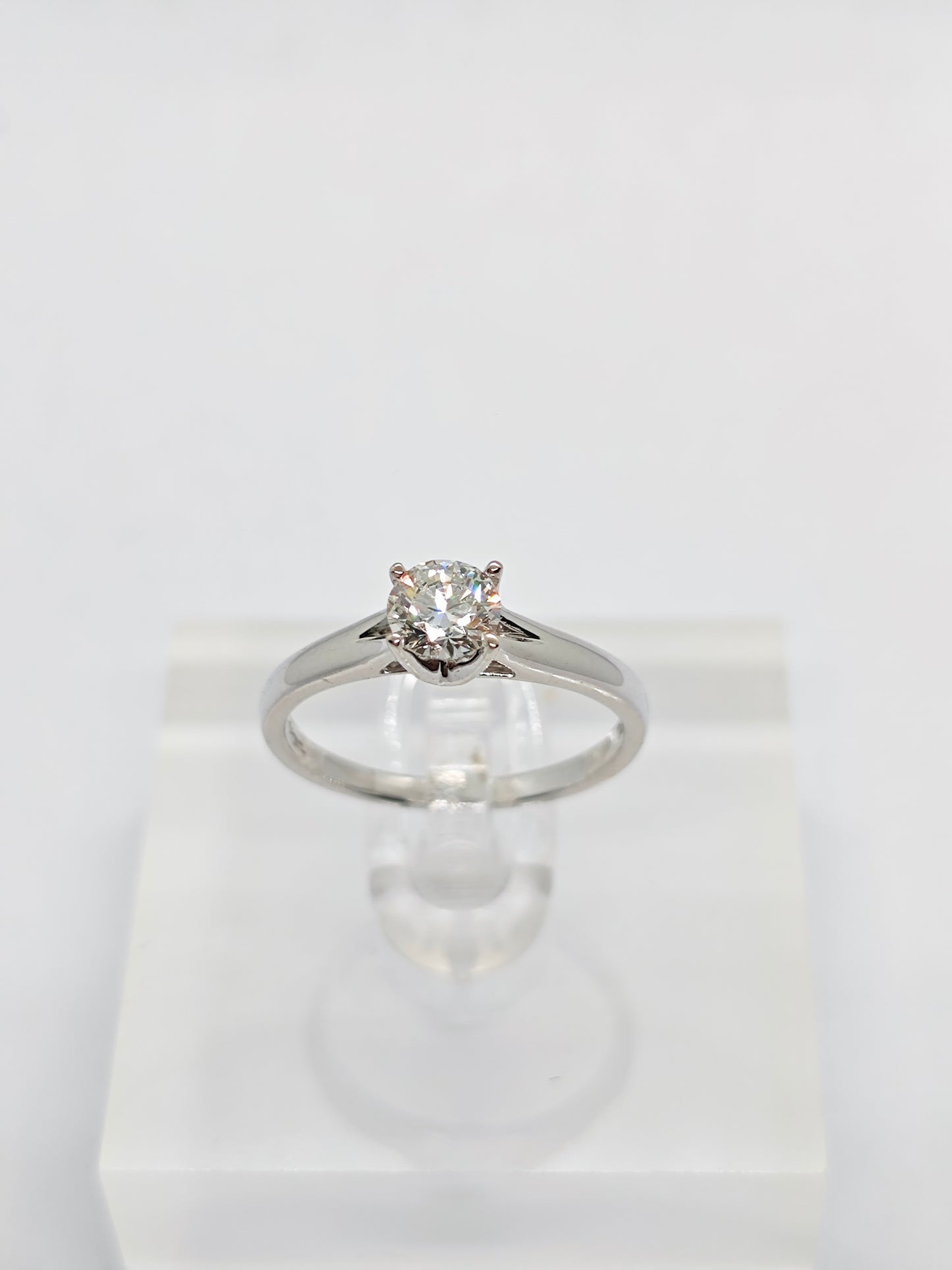 WG Diamond Radiance R4426