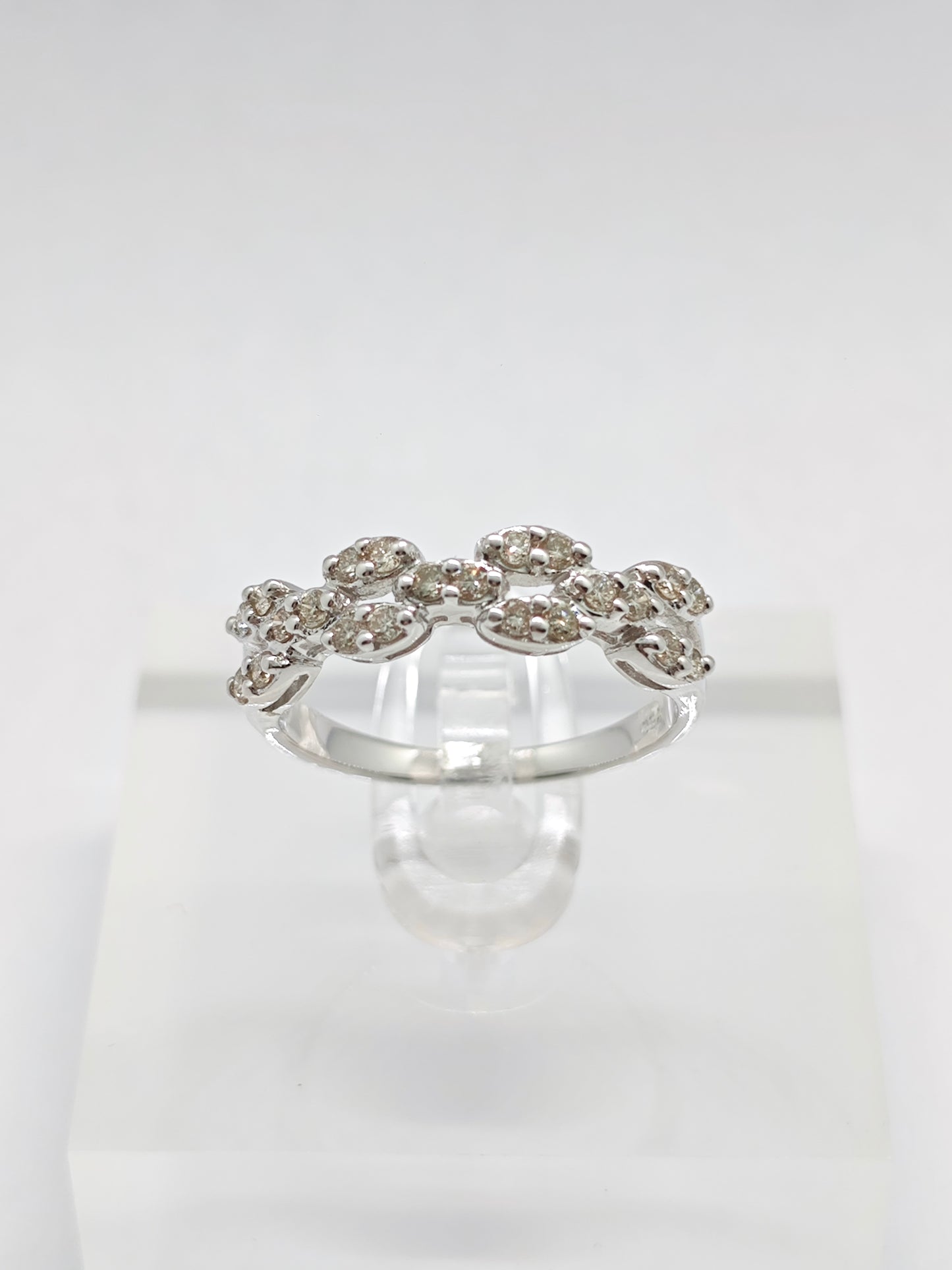 WG Diamond Radiance R4463