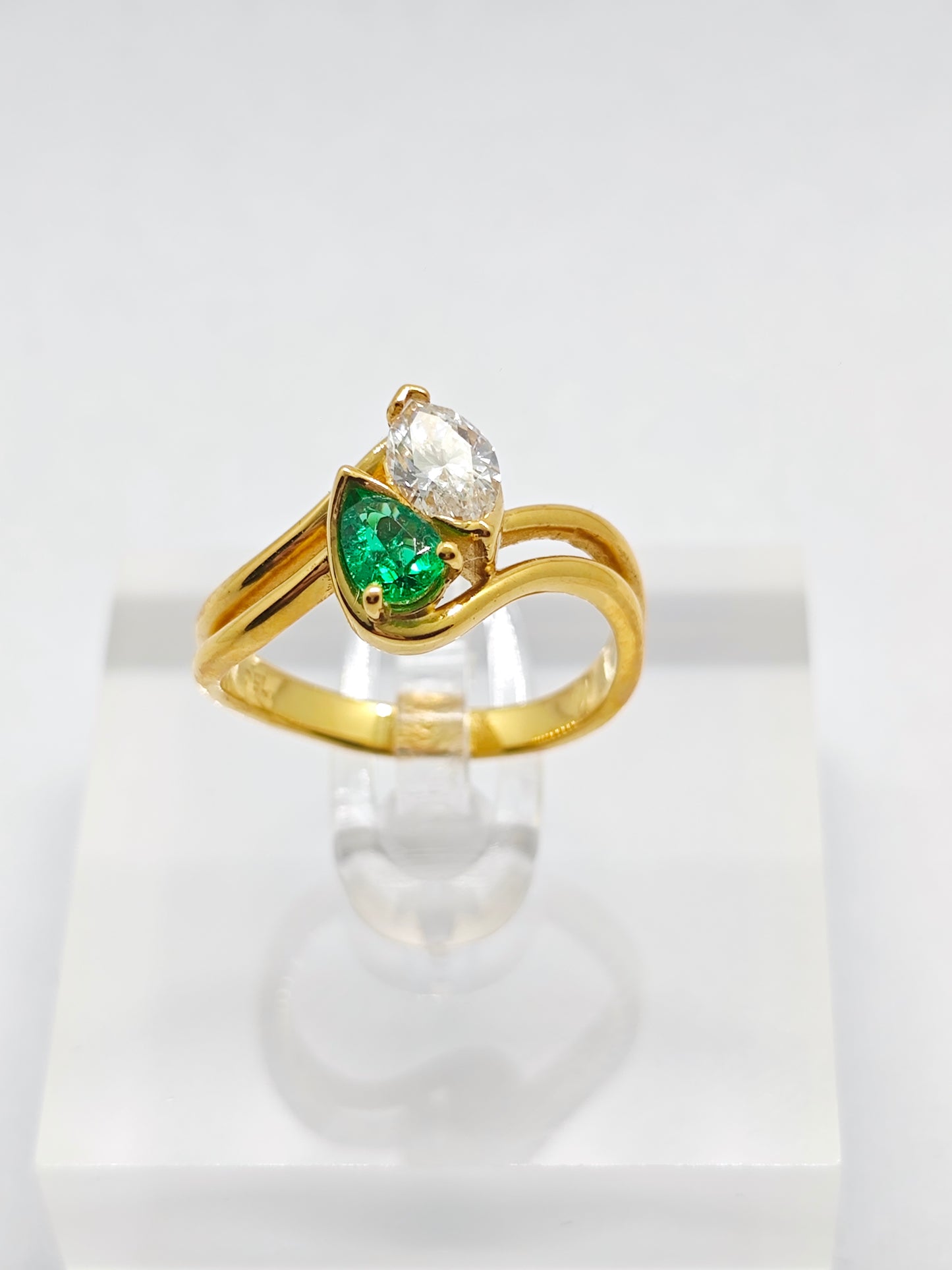 WG Emerald Elegance 229R