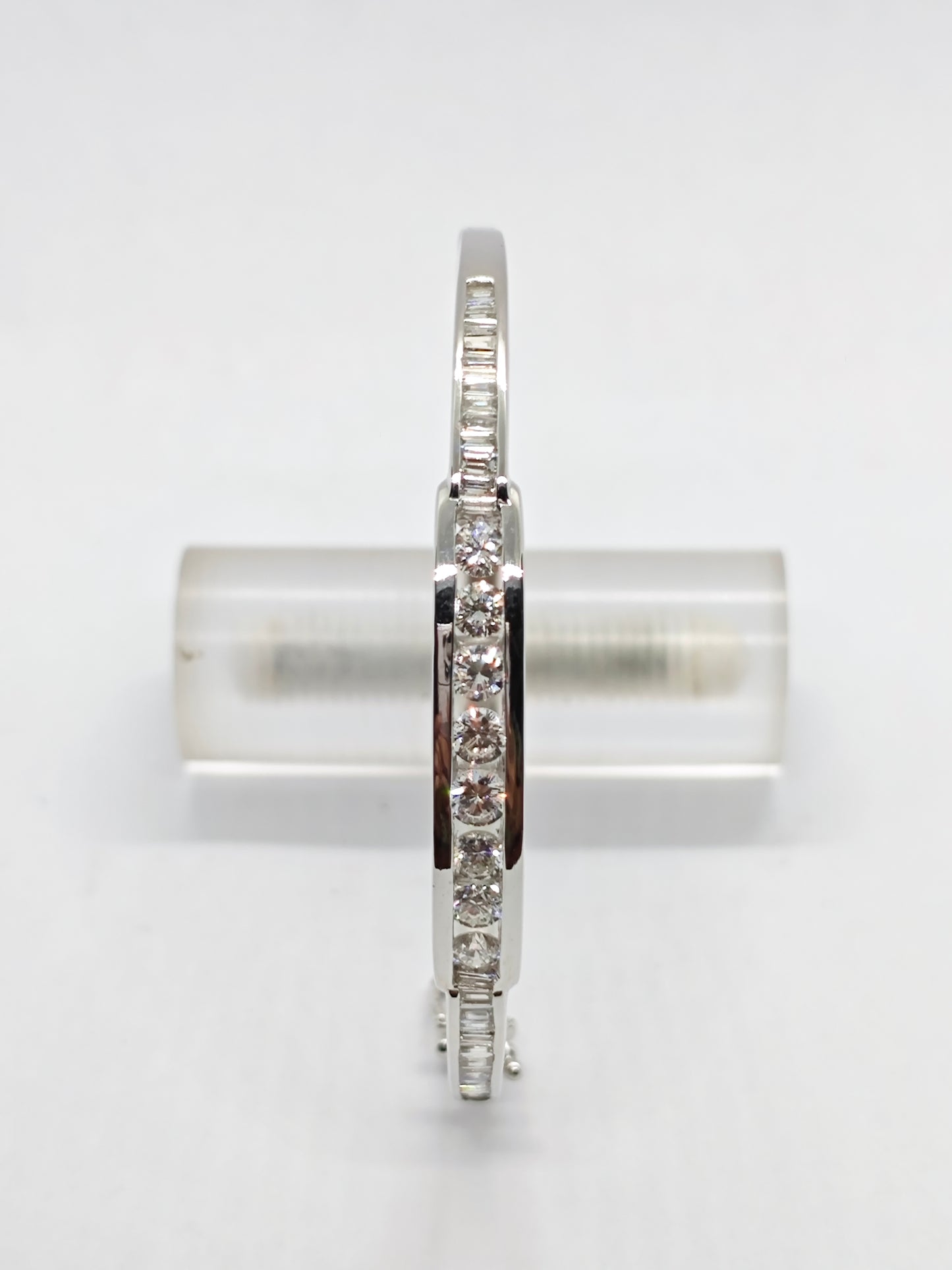 WG Diamond Radiance B239