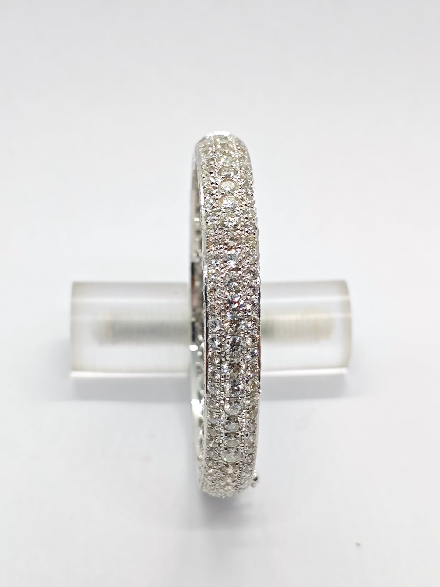WG Diamond Radiance B259