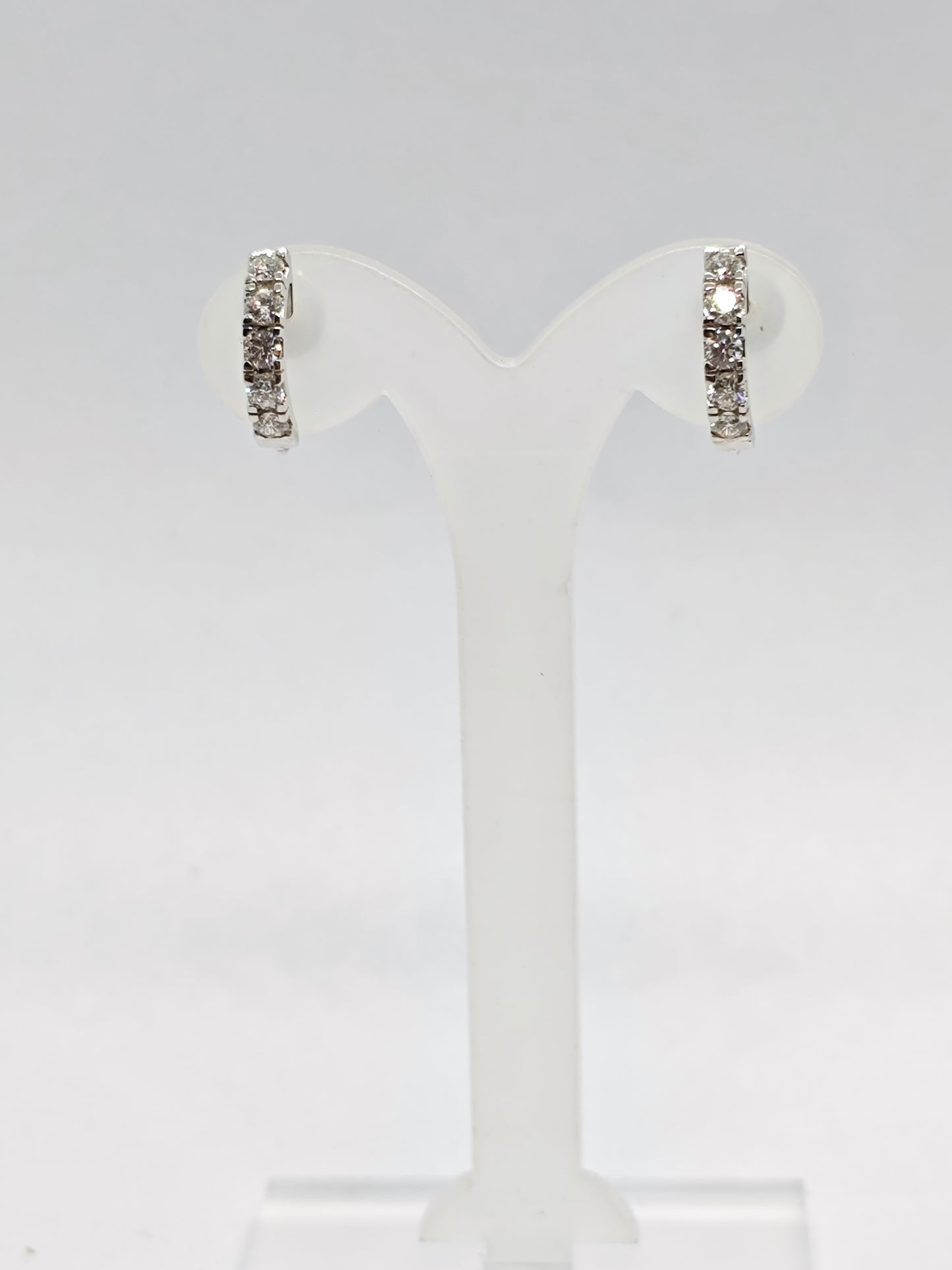 WG Diamond Radiance E1088