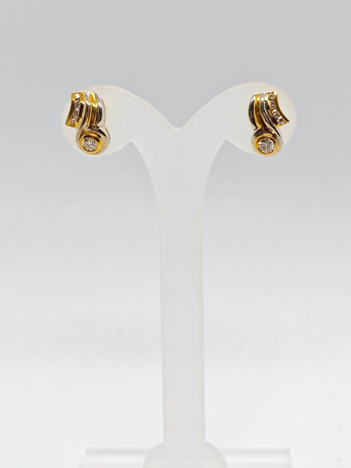 WG Diamond Radiance E169