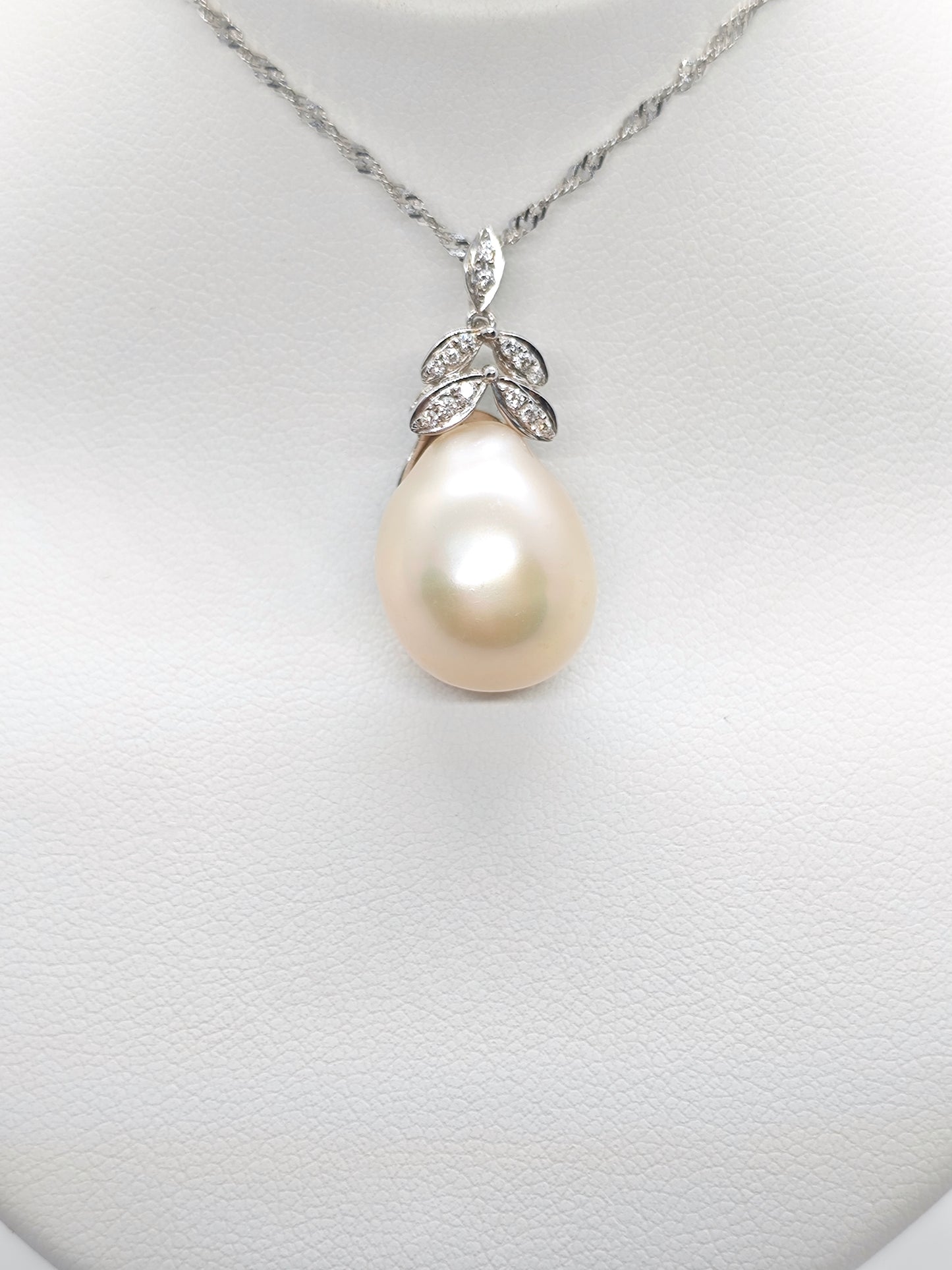 WG Pearl Lustre P1125