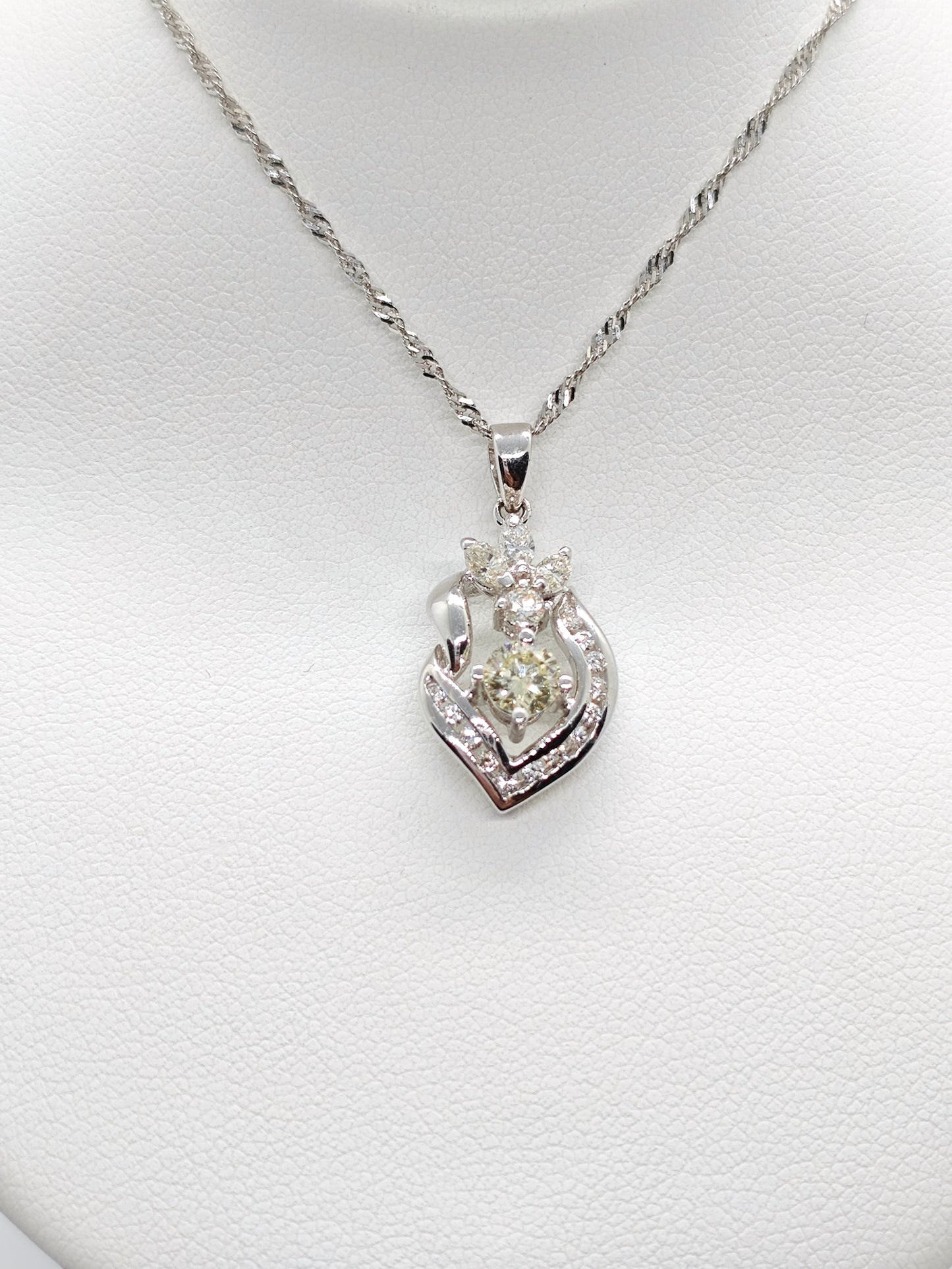 WG Diamond Radiance P207