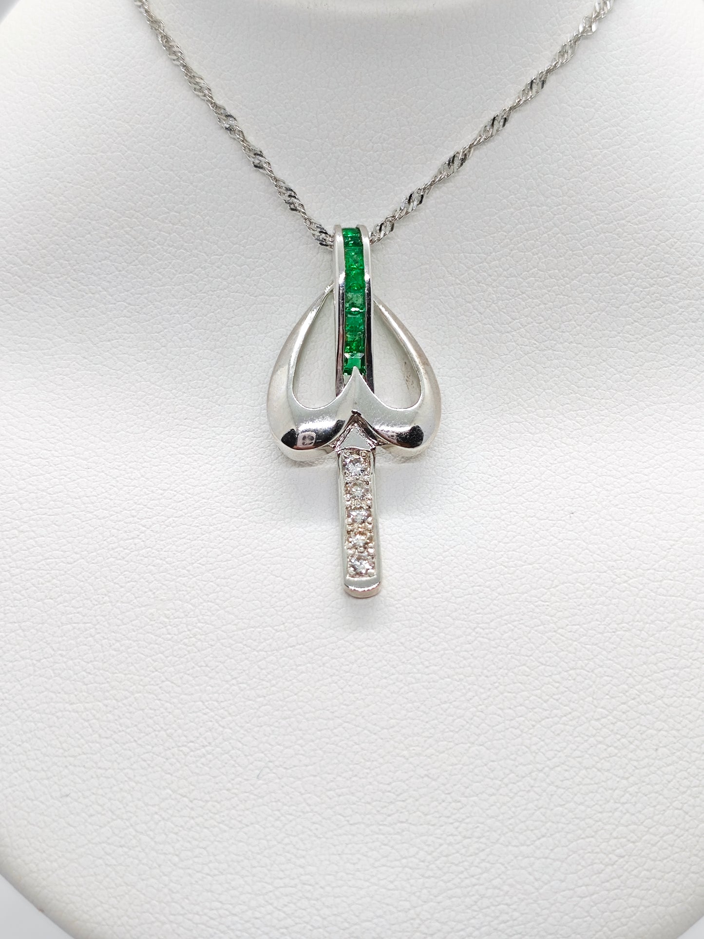 WG Emerald Elegance P802