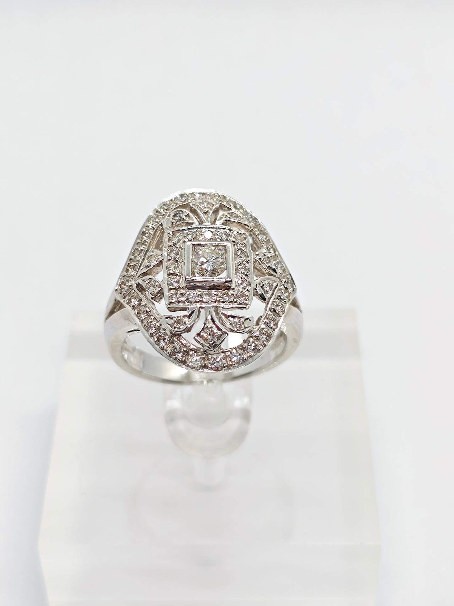 WG Diamond Radiance R1063