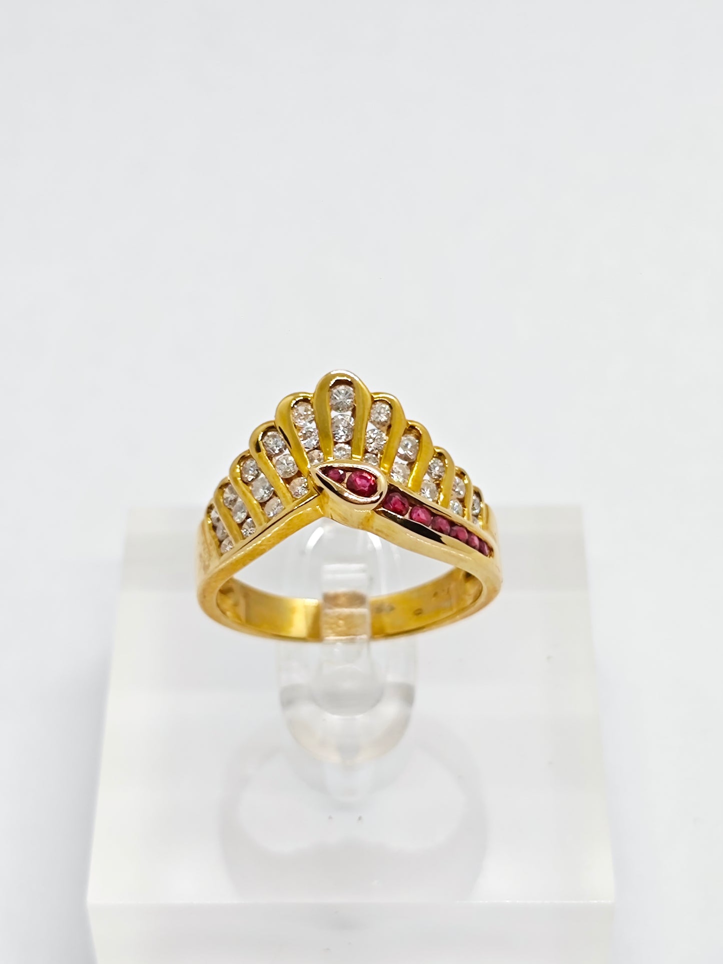 WG Ruby Royale R1169