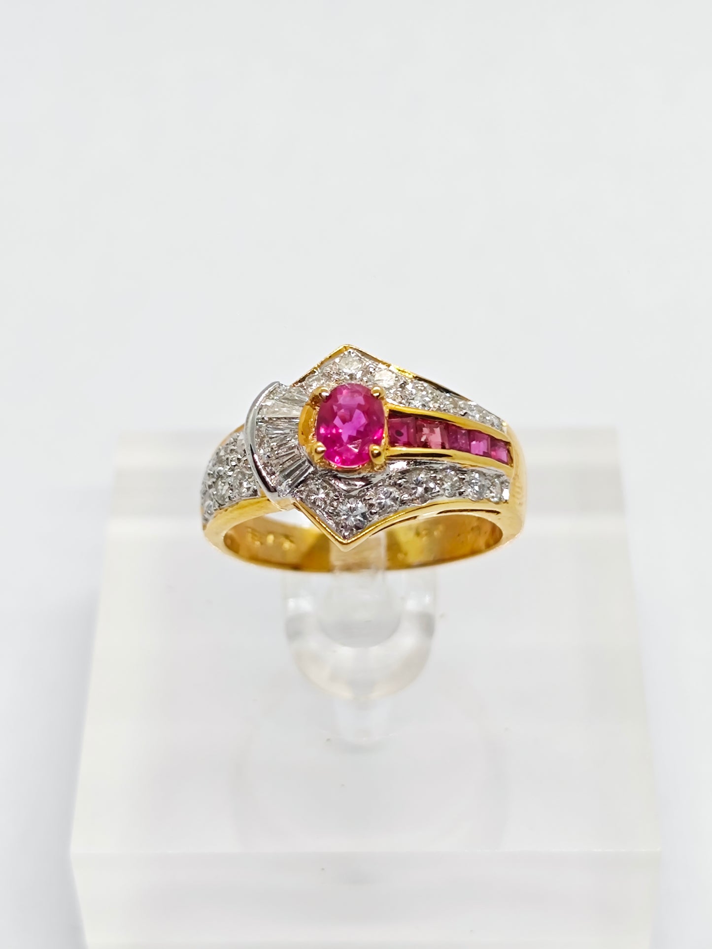 WG Ruby Royale R1261