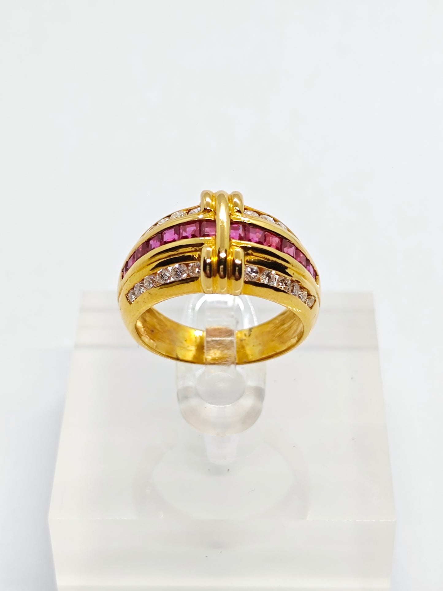 WG Ruby Royale R1590