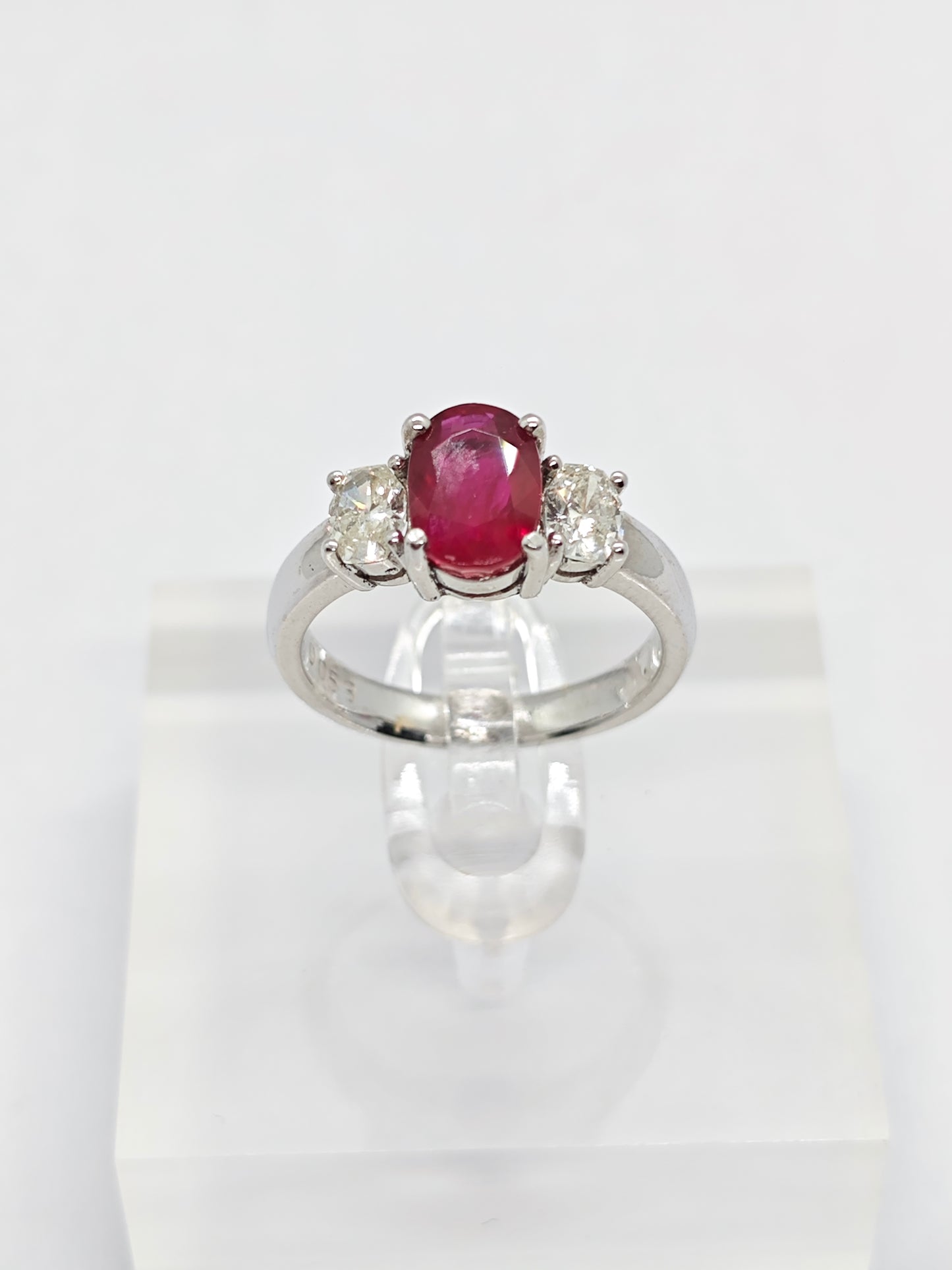 WG Ruby Royale R2203