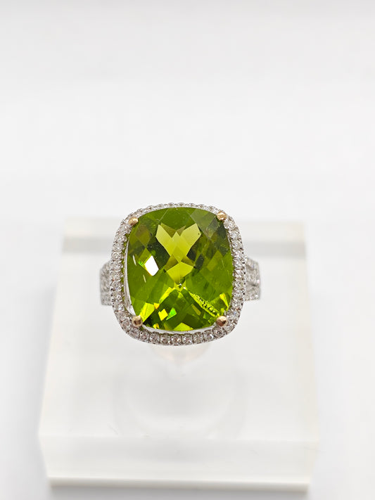 WG Peridot Lumina R4009