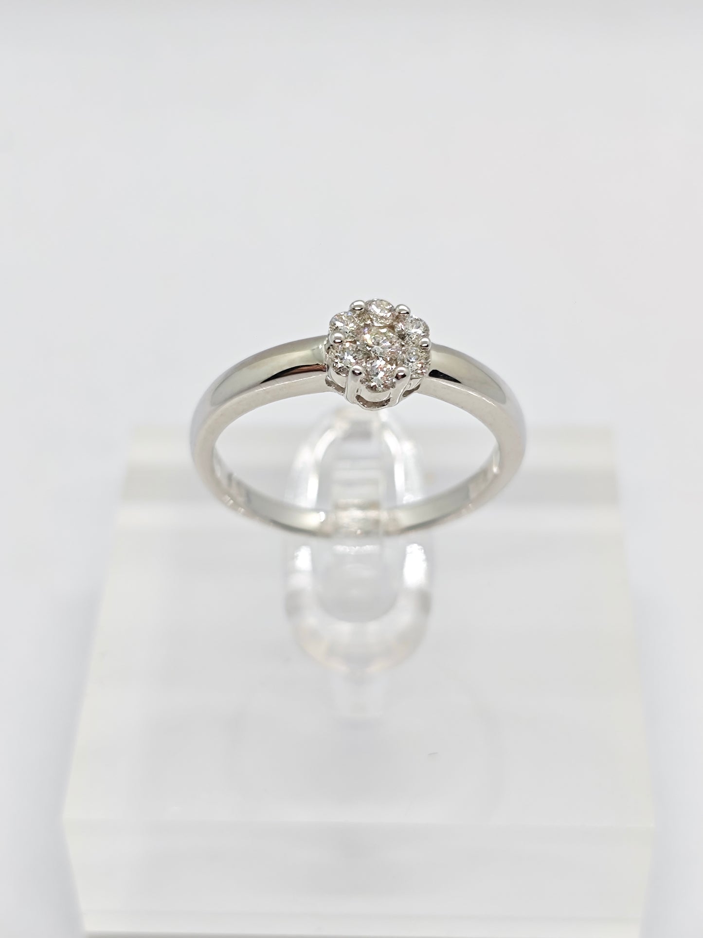 WG Diamond Radiance R4065