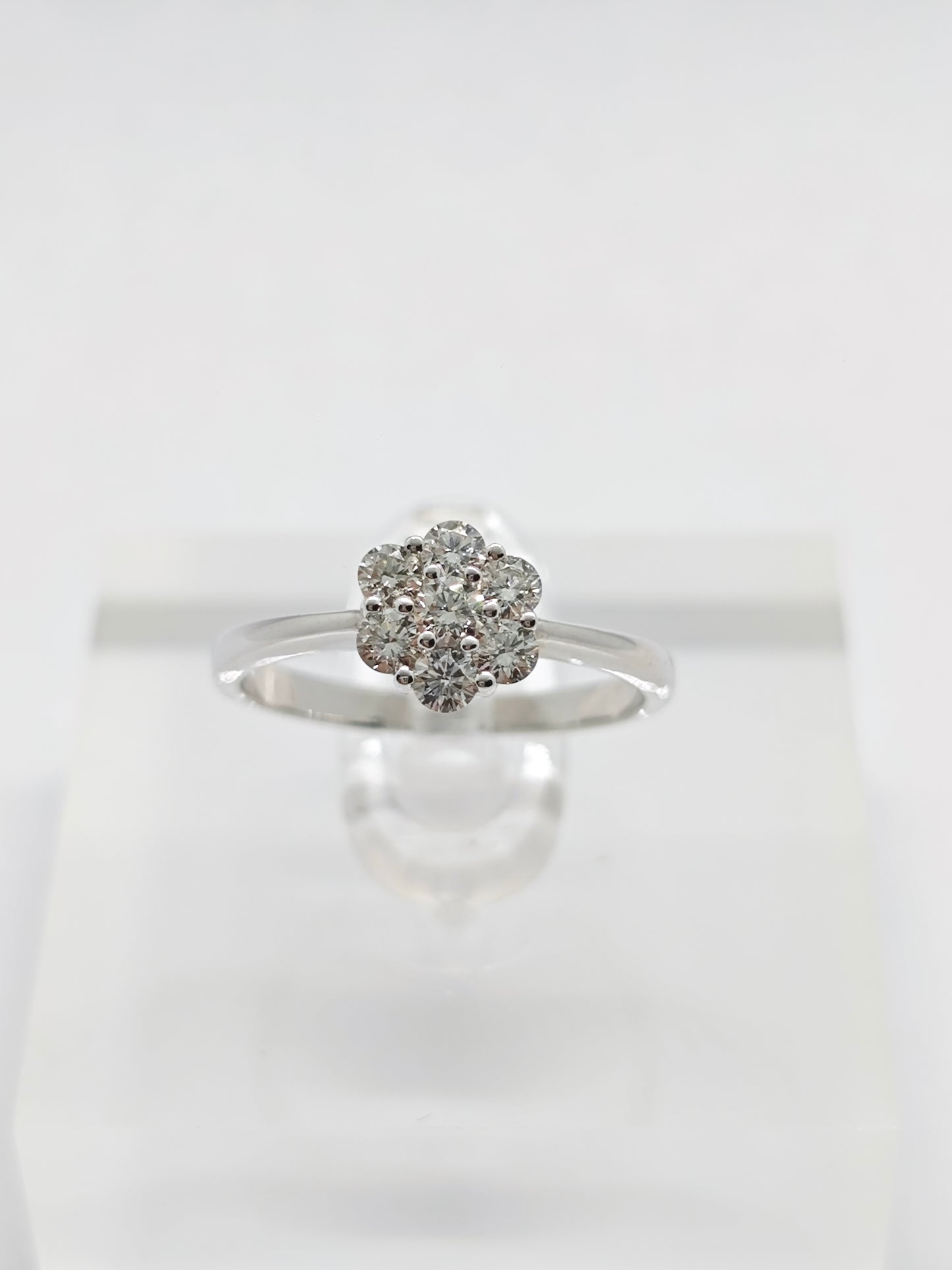 WG Diamond Radiance R4067