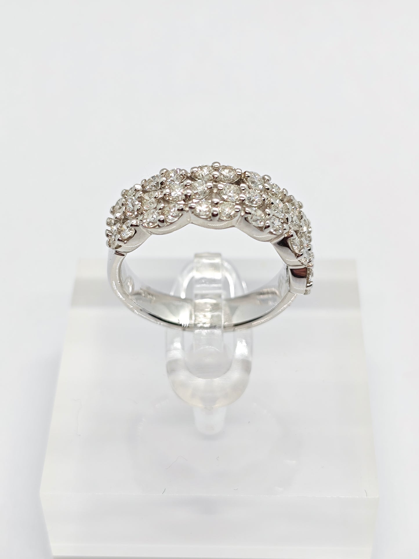 WG Diamond Radiance R4155