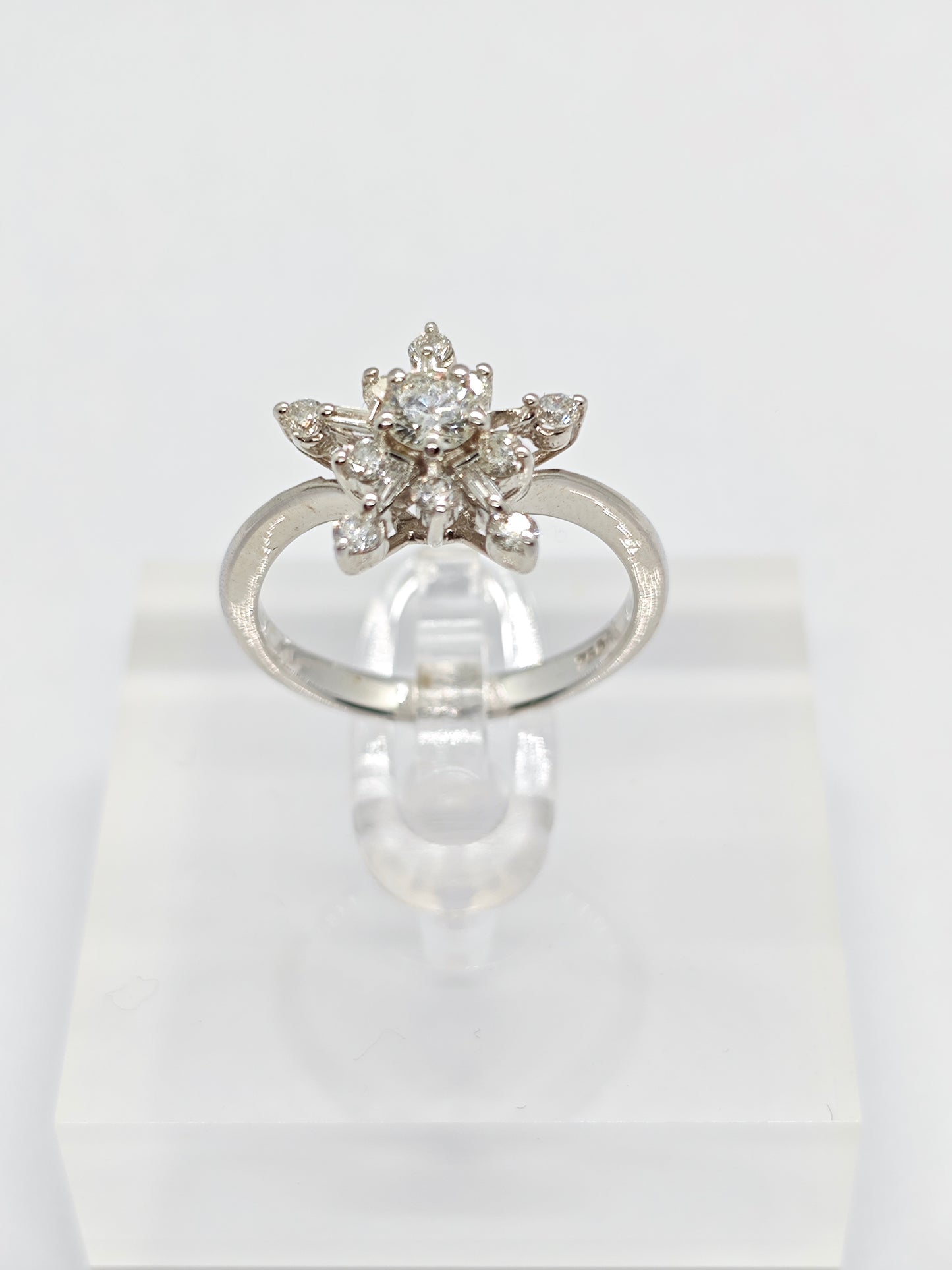 WG Diamond Radiance R4231