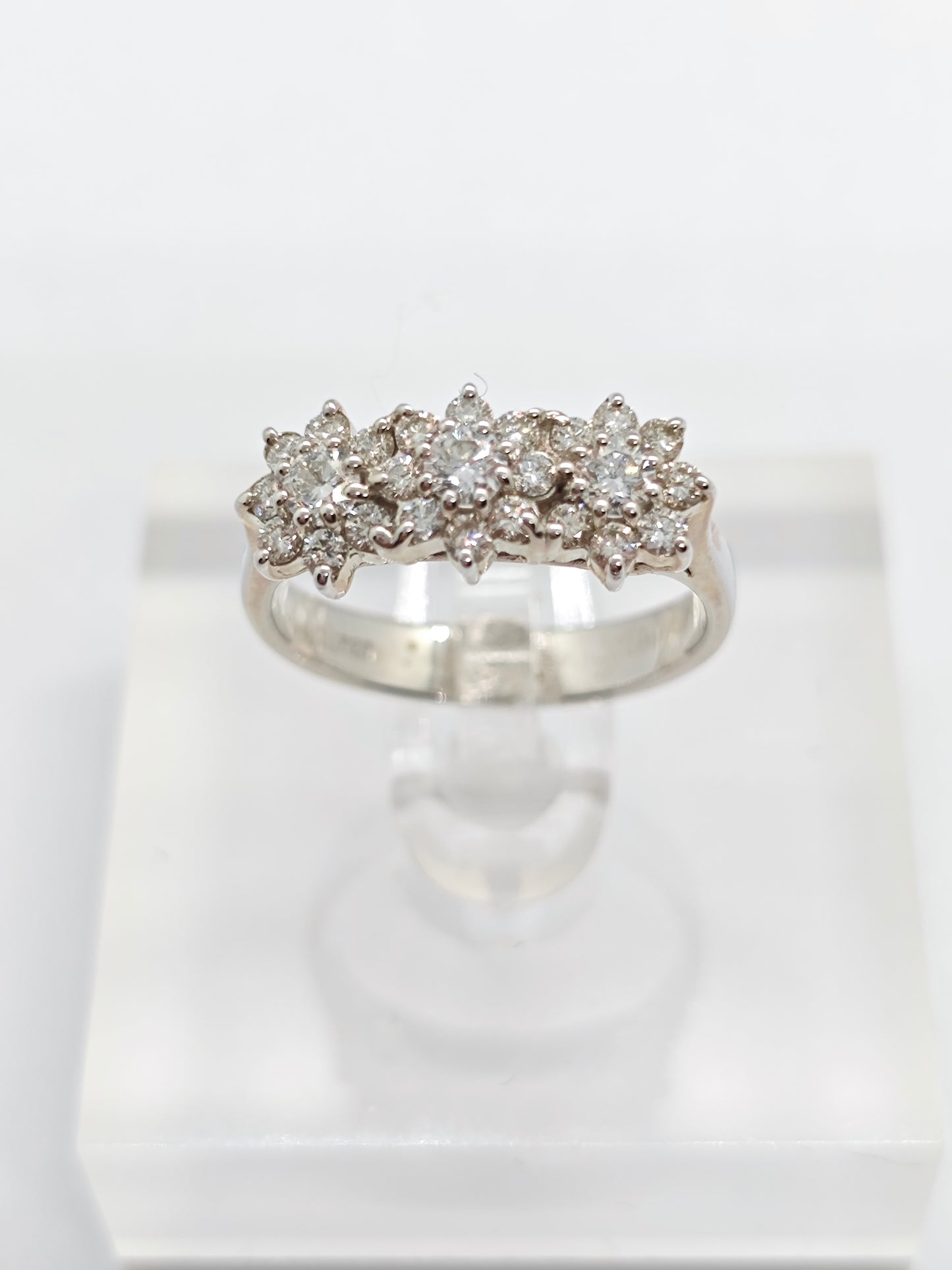 WG Diamond Radiance R4298