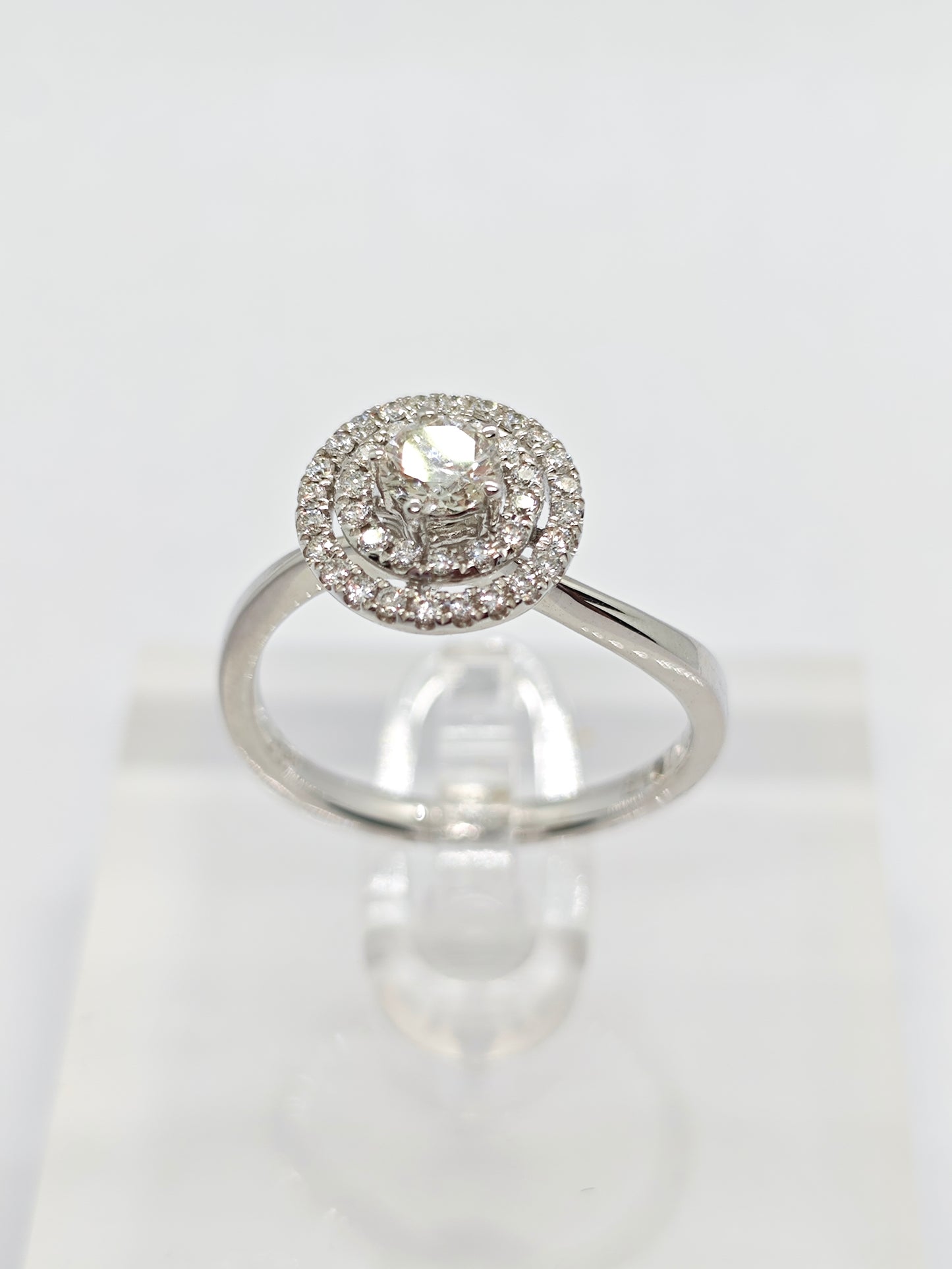 WG Diamond Radiance R4395