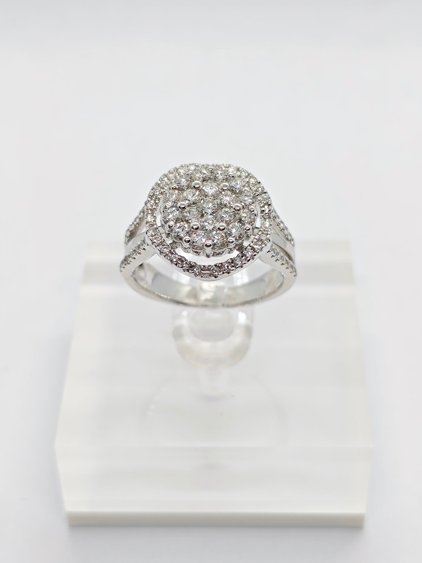 WG Diamond Radiance R4440