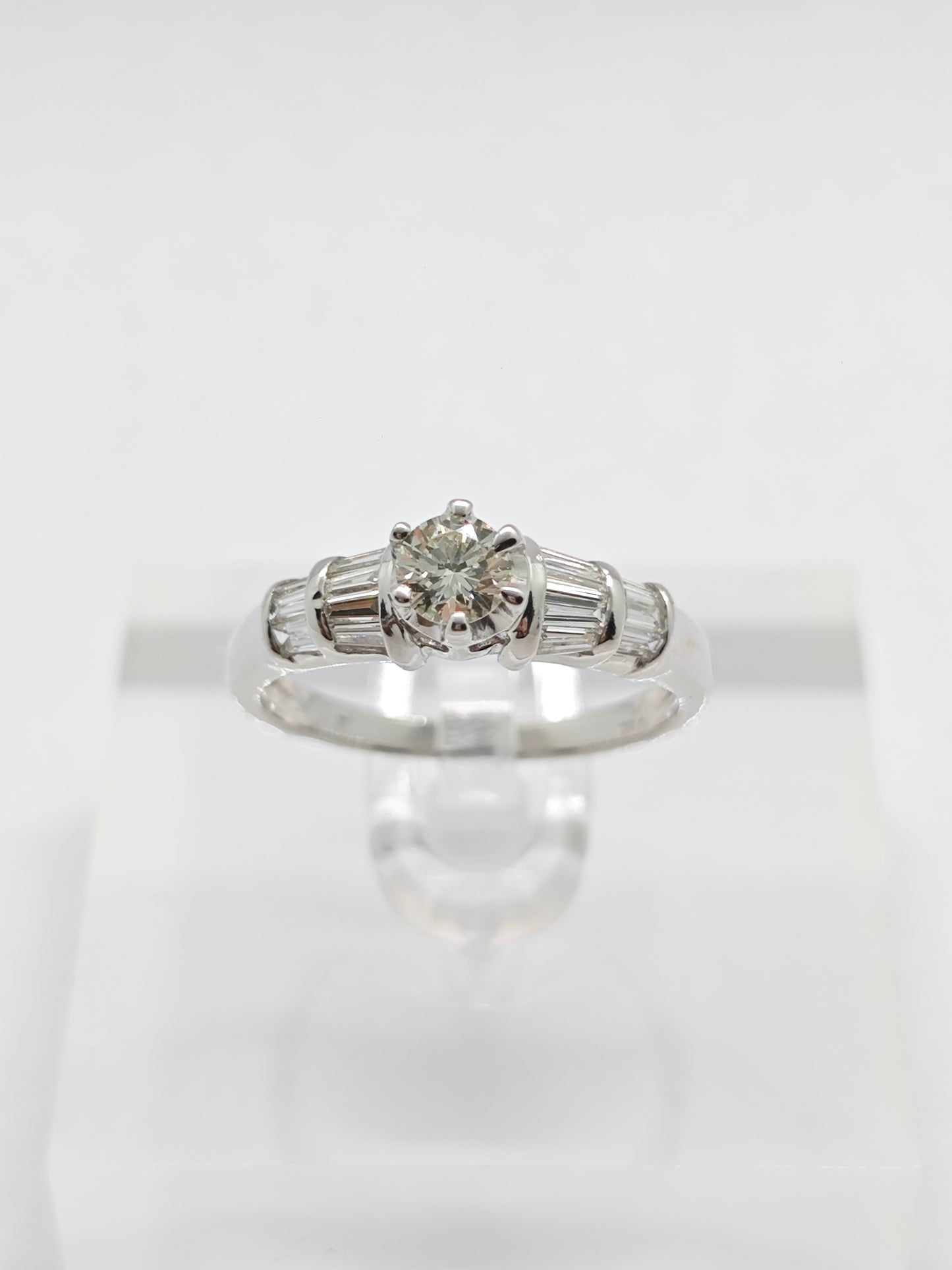 WG Diamond Radiance R4461